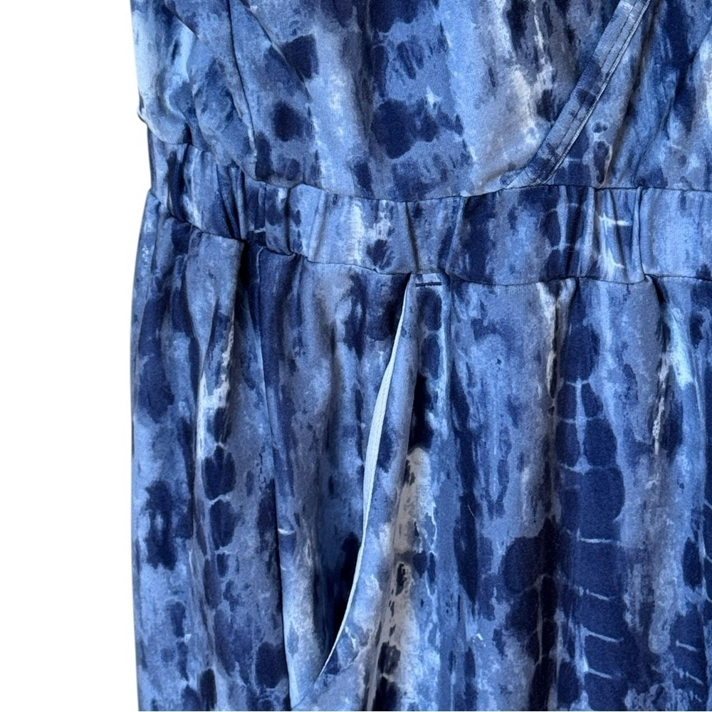 Old Navy Breathe On Cross Front Jumpsuit Navy Tie Dye 2 Front Pockets Size 2X - Picture 3 of 6